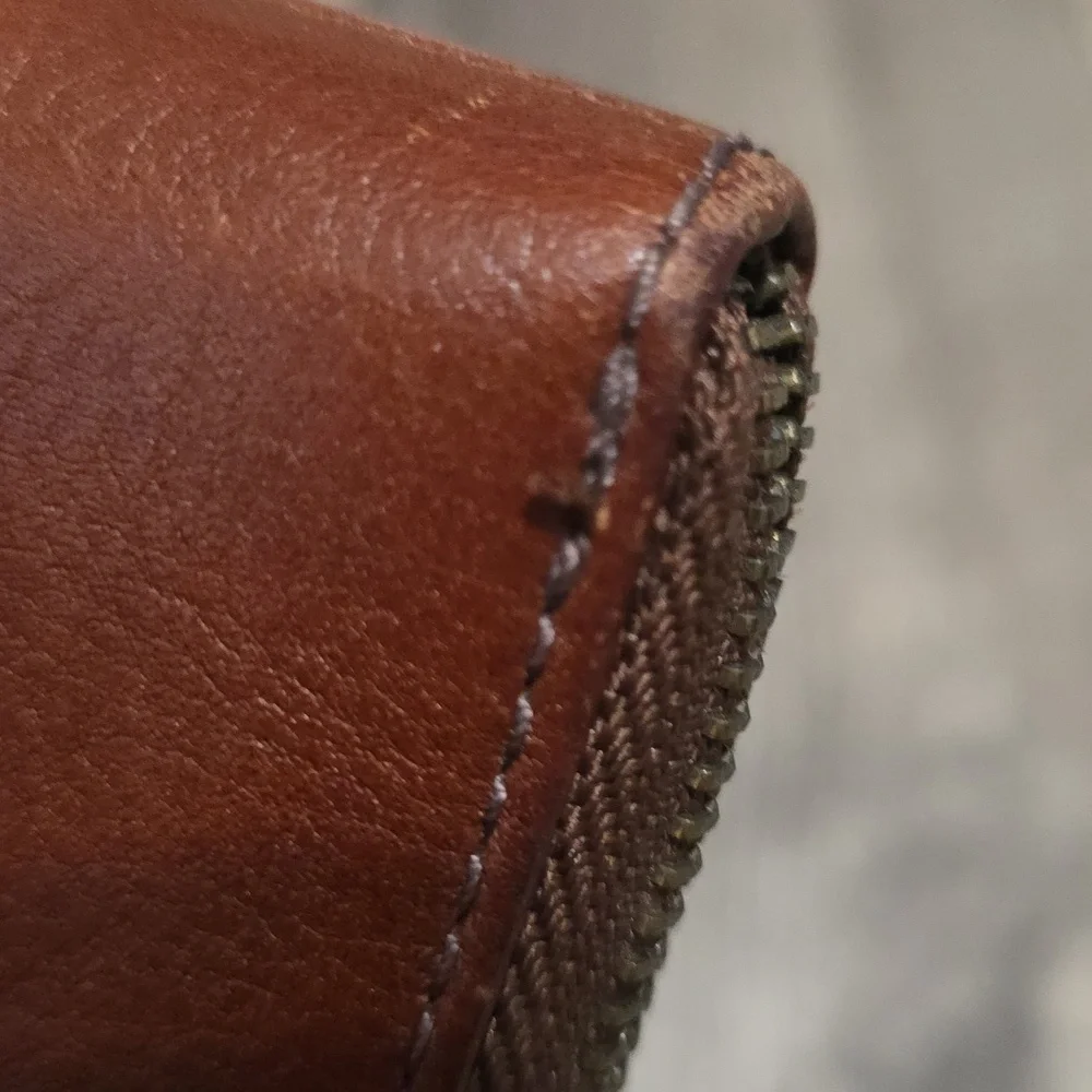 FOSSIL Jori Brown Leather  Flap Zip-Around Wallet  Wristlet